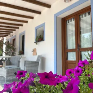 https://residenza-di-campagna-dolmen-motorra.in-sardinia.net
