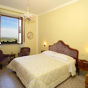 Residenza Savonarola Luxury Montepulciano Stazione