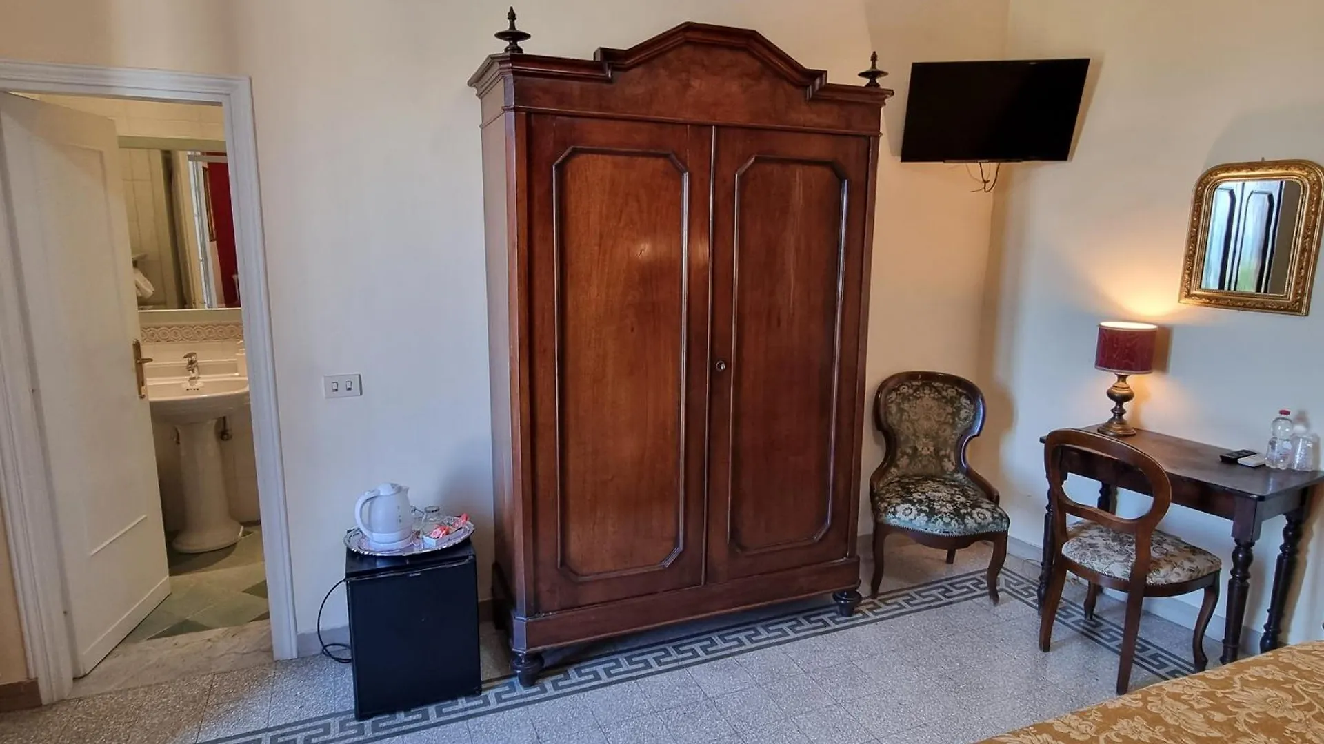 Albergo Il Marzocco - Hotel Dal 1860 Montepulciano Stazione 3*,